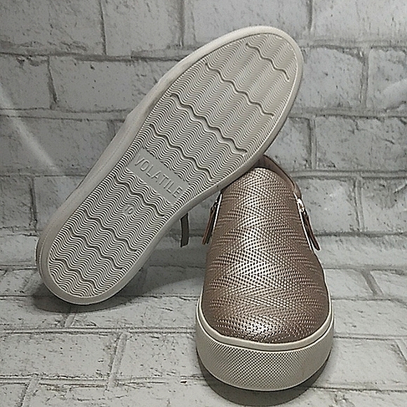 Volatile Rose Gold sneakers with zipper size 10 - Picture 7 of 8